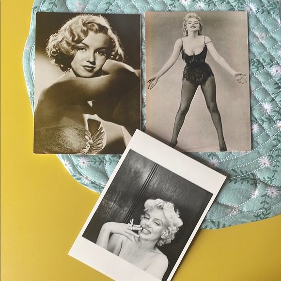 Vintage Marilyn Monroe Postcards - Picture 1 of 7